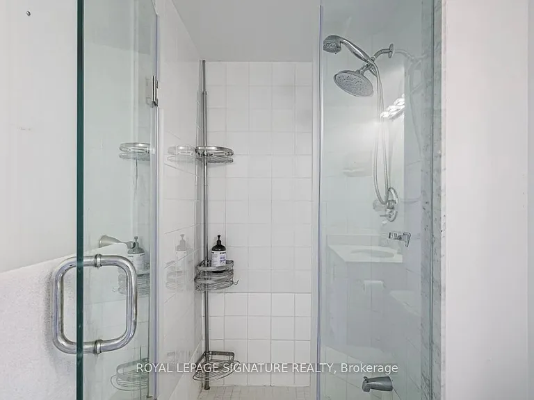 7250 Yonge St #1003 — Photo 34