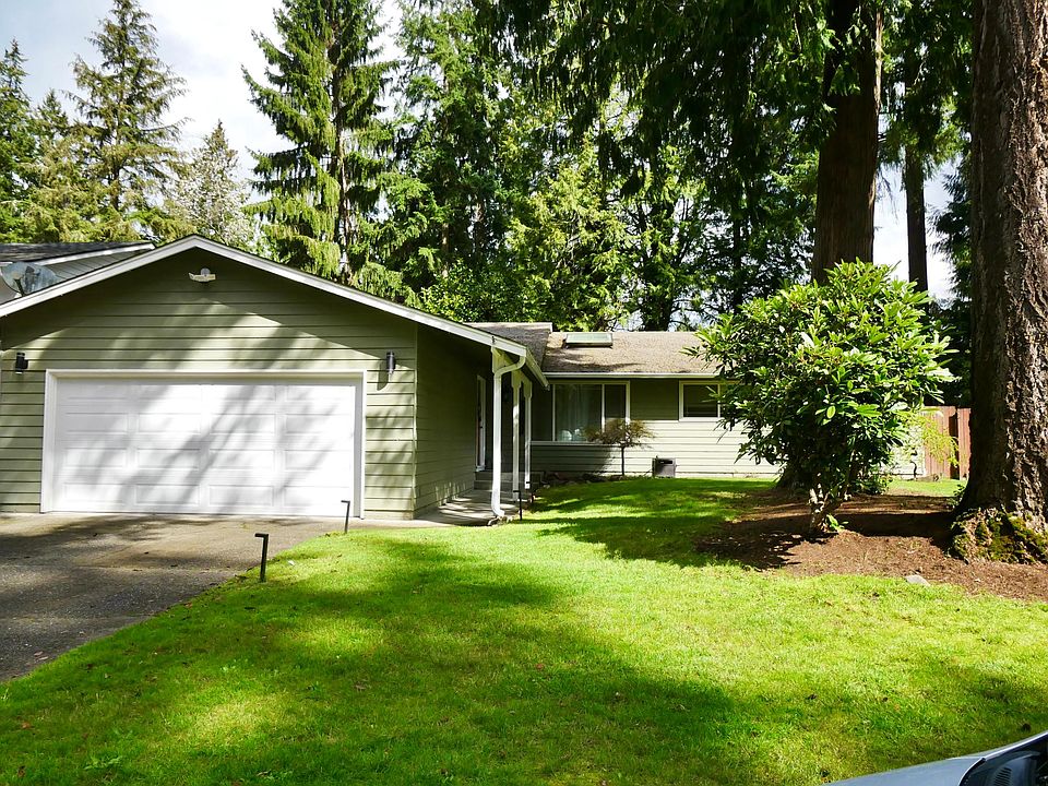 1st image of 10708 NE 144th Ct