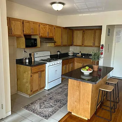Kitchen, photo 1
