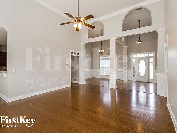 3rd image of 137 Nettie Ln