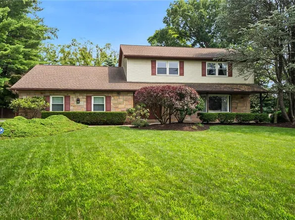 3330 Highfield Cir, Bethlehem, PA 18020