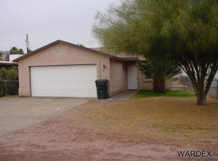 301 Meander Dr, Bullhead City, AZ 86442