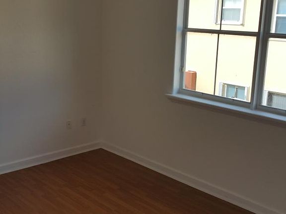 3rd image of 5440 NW 107th Ave APT 203