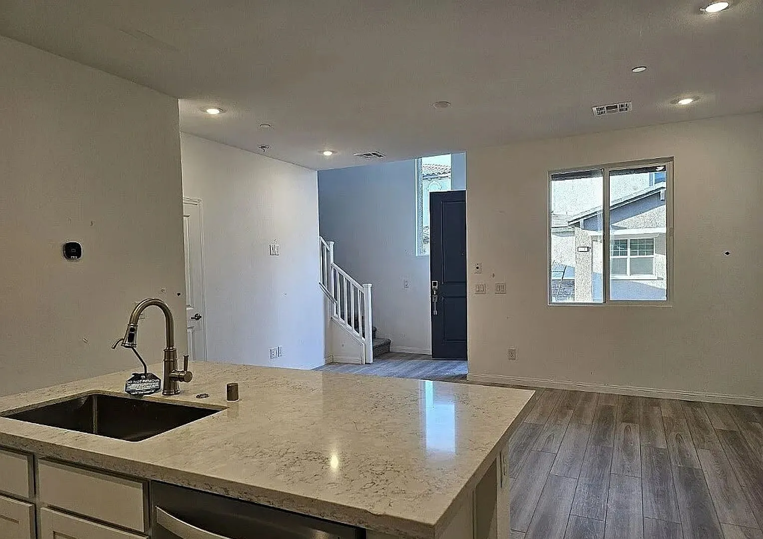 Cadence Townhouse 2 bed 3 bath — Photo 3