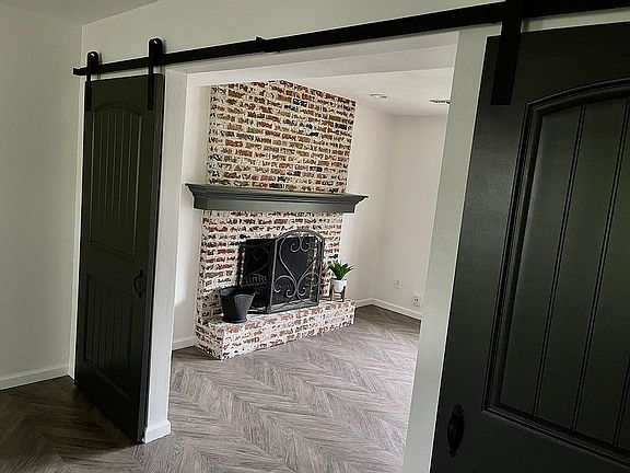 Custom barn doors