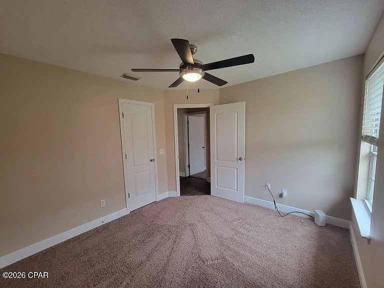 1504 Illinois Ave — Photo 12