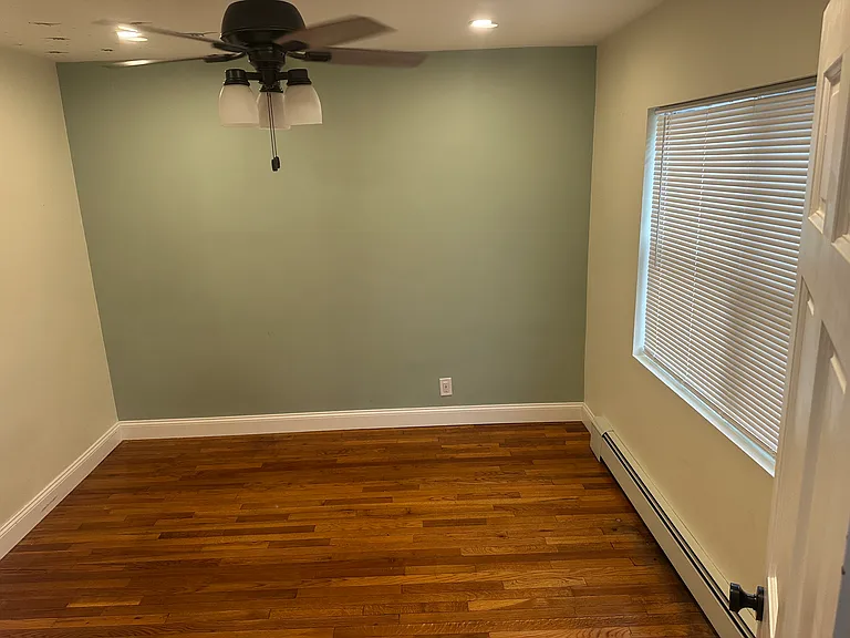 410 Elm St #1 — Photo 6