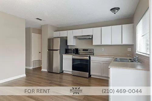 8219 Glen Lark Photo 1