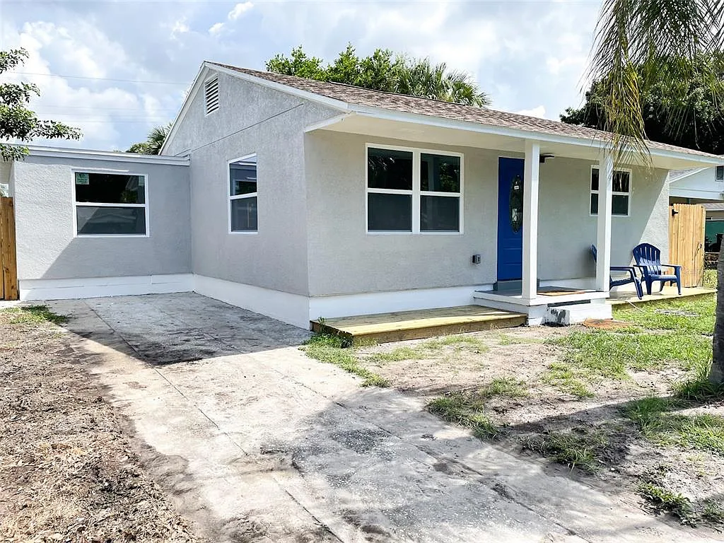 4 bed, 2.0 bath, 1046 sqft, $2,690 — Photo 3