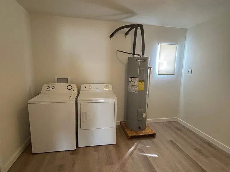 4302 Memorial Dr — Photo 10
