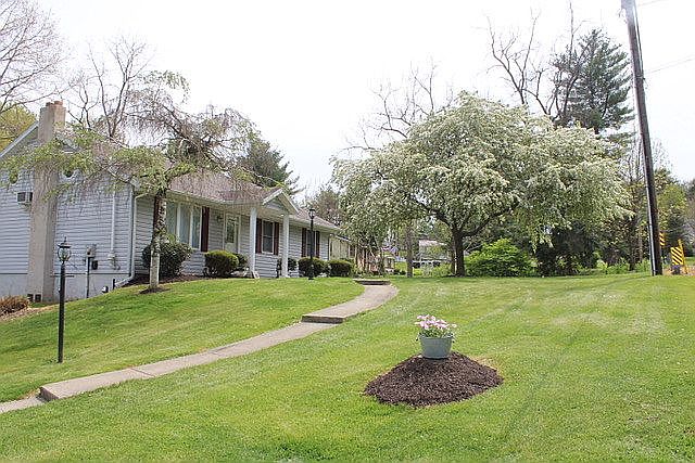 Front yard driveway