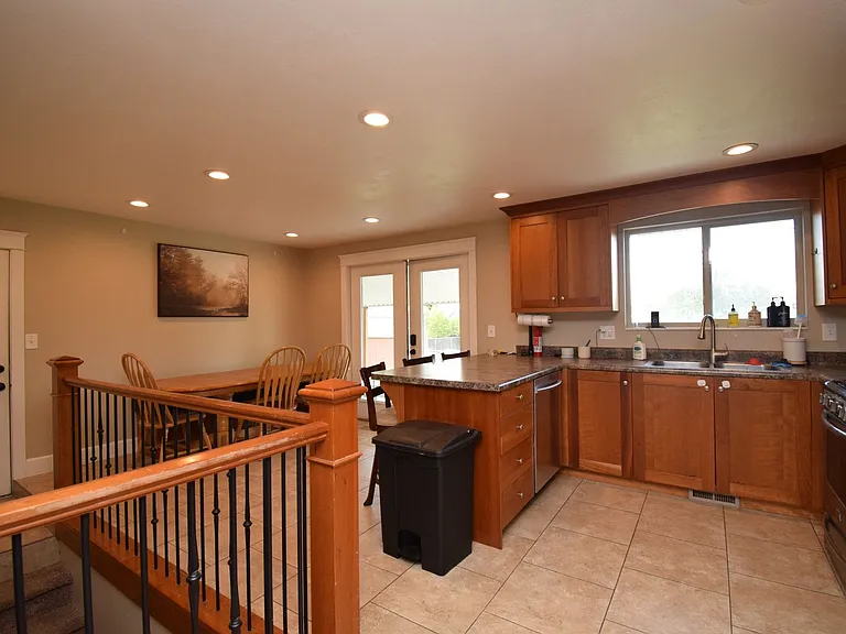3638 W Jasmine St — Photo 7