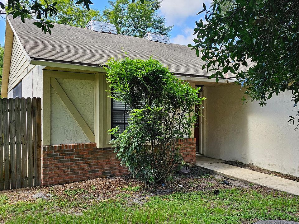 1st image of 1410 Pleasant Oak Ln