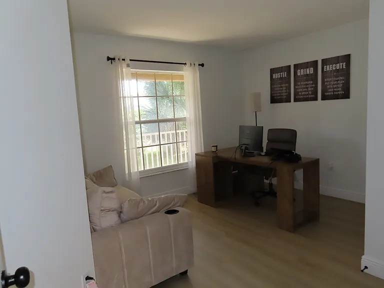 506 Pine Cone Dr — Photo 20