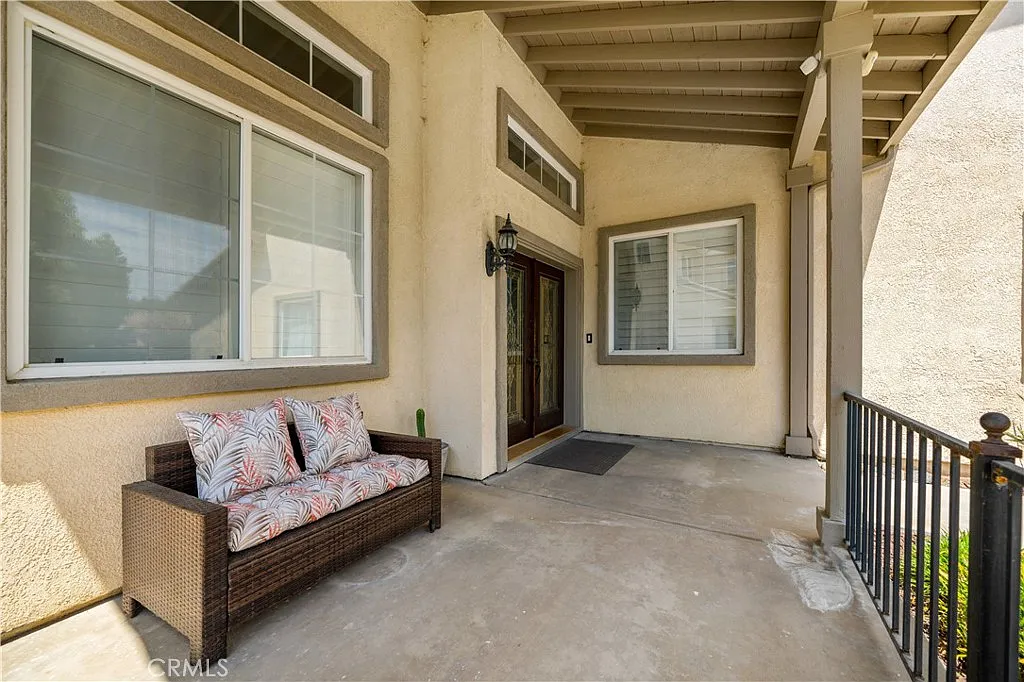 5 bed, 2499 sqft, $3,900 — Photo 4