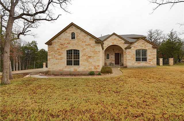 1st image of 153 Eight Oaks Dr