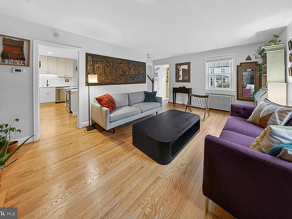 4th image of 3015 Legation St NW
