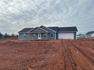 53 Macdonald Rd, Stratford, PE C1B2C9