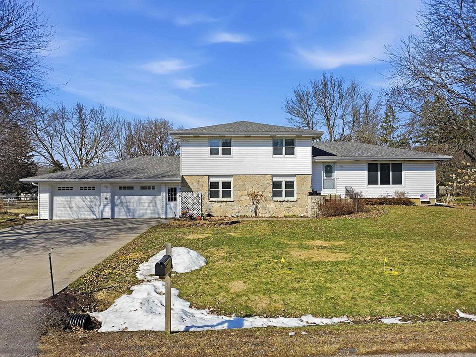 1st image of 1906 South CEDAR AVENUE