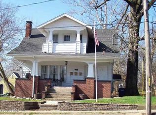 711 Salem Rd, Mount Vernon, IL 62864