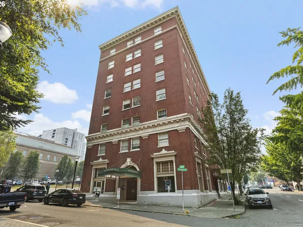 1005 SW Park Ave Unit 406, Portland, OR 97205