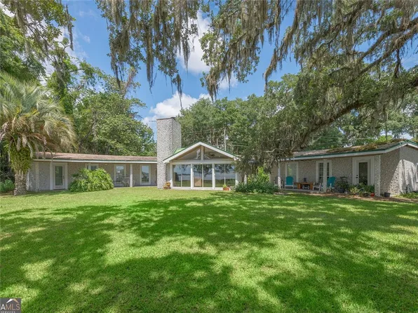 159 Crooked River Dr, Woodbine, GA 31569