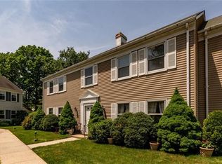 398N Newport Way, Monroe Township, NJ 08831