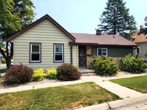 419 North Monroe STREET, Watertown, WI 53098