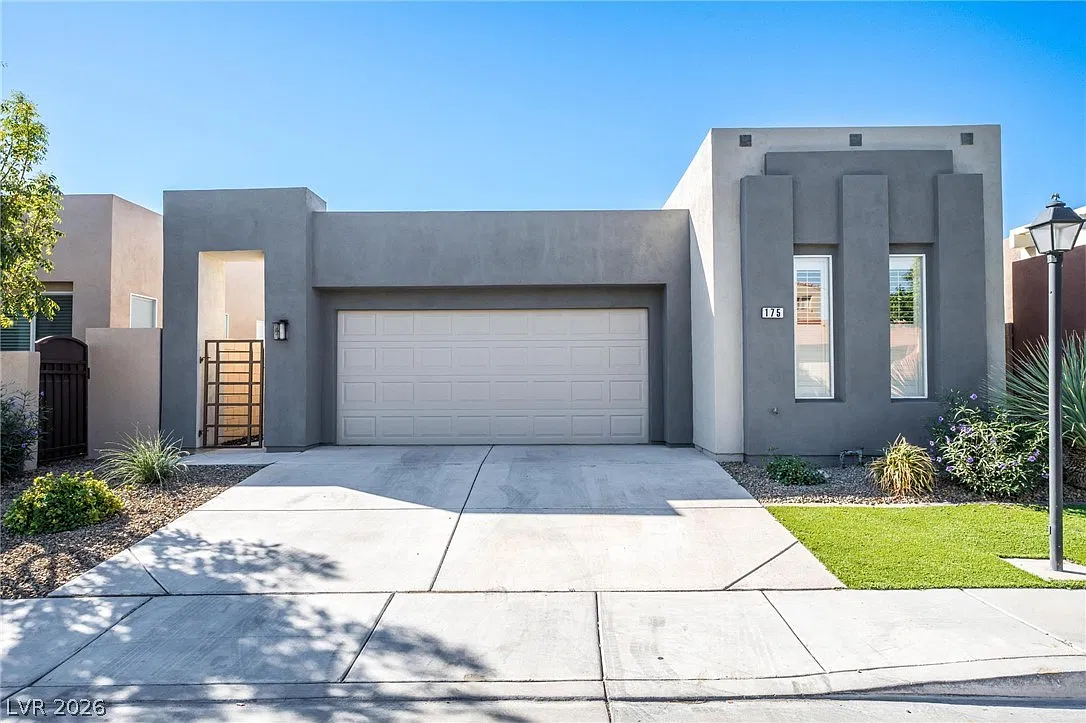 3 bed, 2.0 bath, 1784 sqft, $2,850 — Photo 3