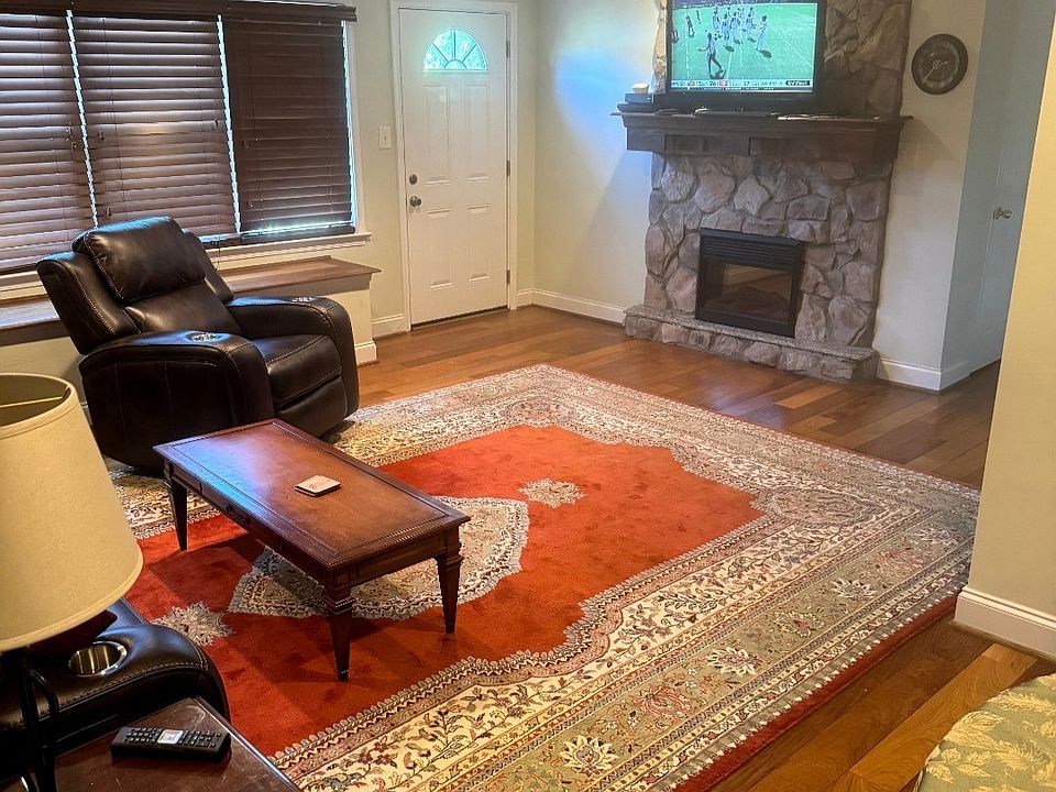 1st image of 1406 Plantation Lakes Cir