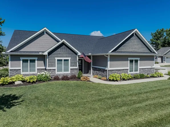 9807 Oak Trail Rd, Fort Wayne, IN 46825
