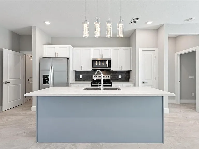 3707 Fontainebleau St — Photo 10