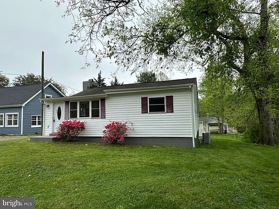 2nd image of 258 Ellis Dr
