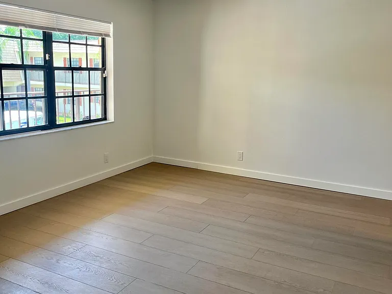 4243 Oak Terrace Dr #4243 — Photo 8
