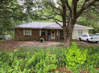 934 Oak Hill Rd, Poplarville, MS 39470