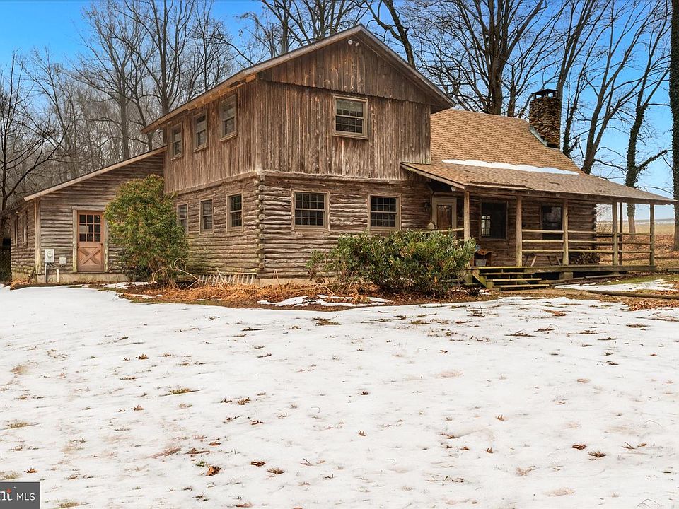 1st image of 5742 Brooks Woods Rd