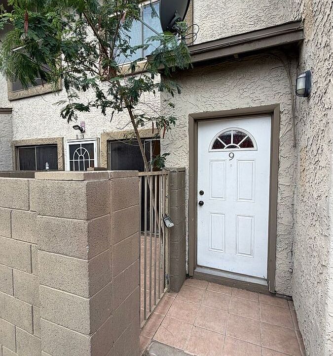 1st image of 1620 E Cambridge Ave APT 9