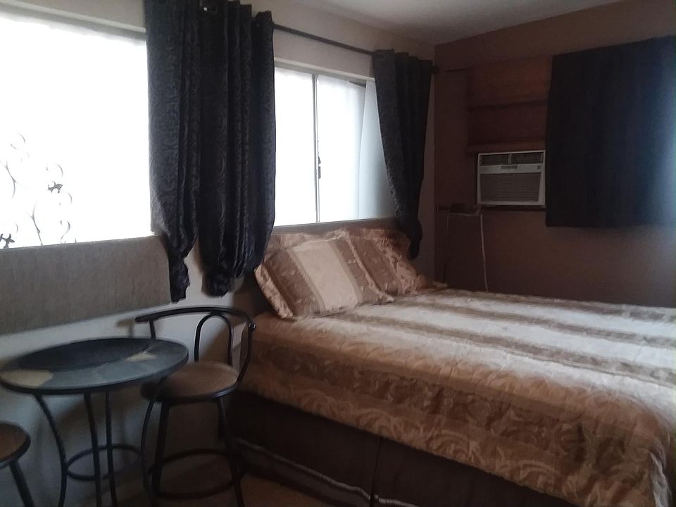 1st image of 54845 Avenida Velasco A Connected Studio
