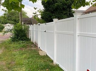 105 E Elbon Rd, Brookhaven, PA 19015