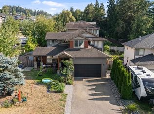24760 Kimola Dr, Maple Ridge, BC V2W 0A6