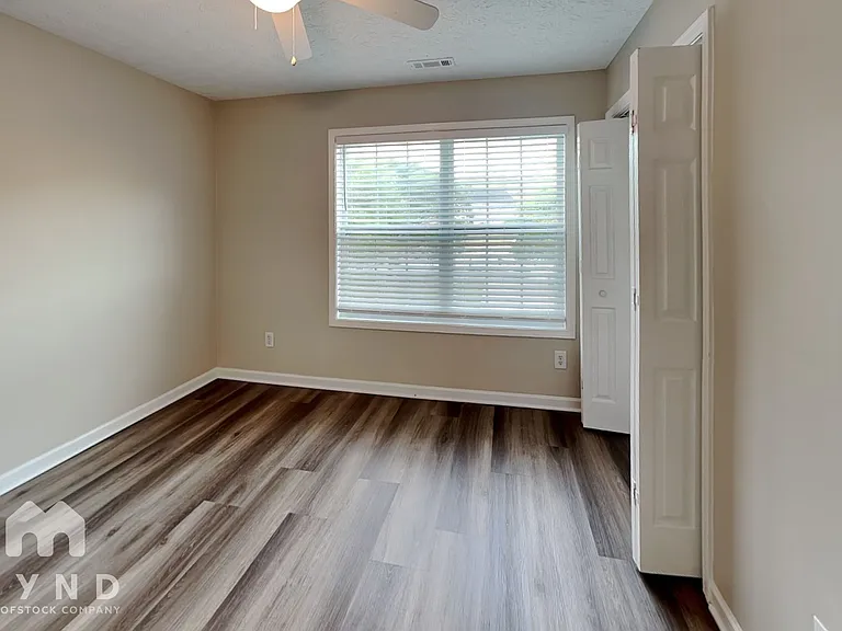 158 McArthur Dr — Photo 15