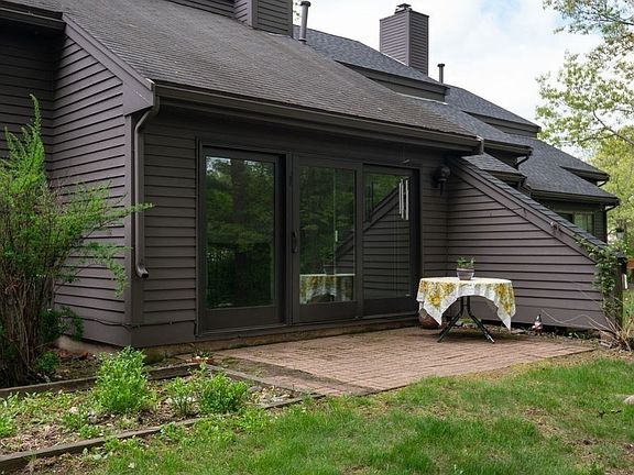 5th image of 401 Colonial Dr Unit 35