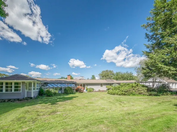 35 Sunset Hill Road, Bethel, CT 06801