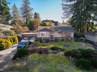 914 Grover Ave, Coquitlam, BC V3J3E3