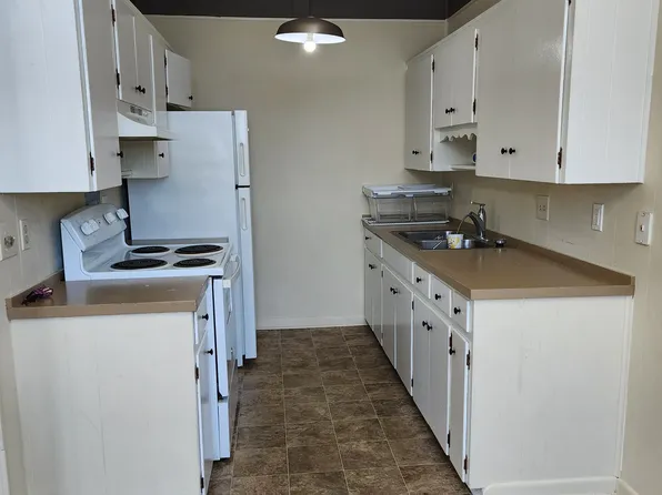 214 Sierra Madre Dr, North Little Rock, AR 72118