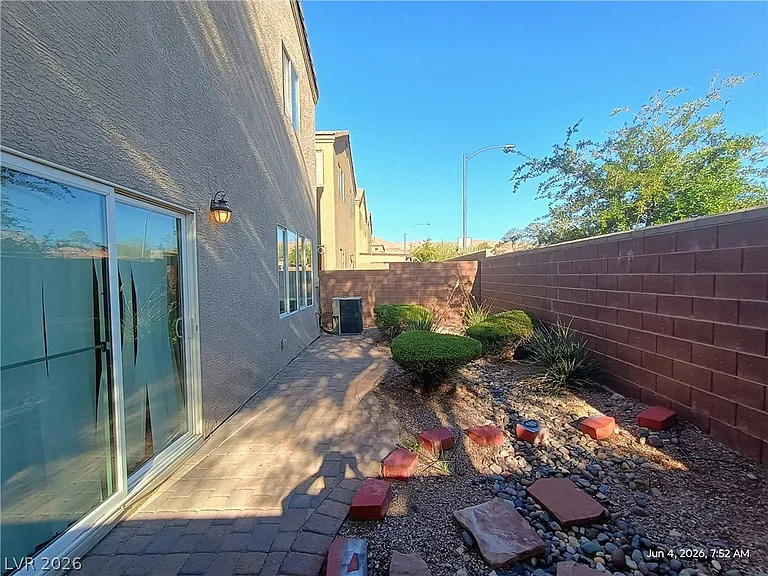 9756 Wailings Ave — Photo 17