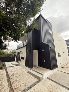 834 N Ridgewood Pl, Los Angeles, CA, 90038