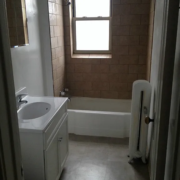 1936 W Winona St #1 — Photo 6