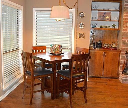4th image of 109 Tropical Dr