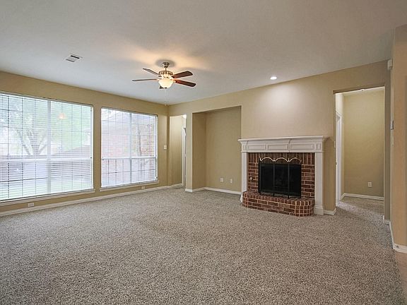 3rd image of 1675 Sagebrush Dr